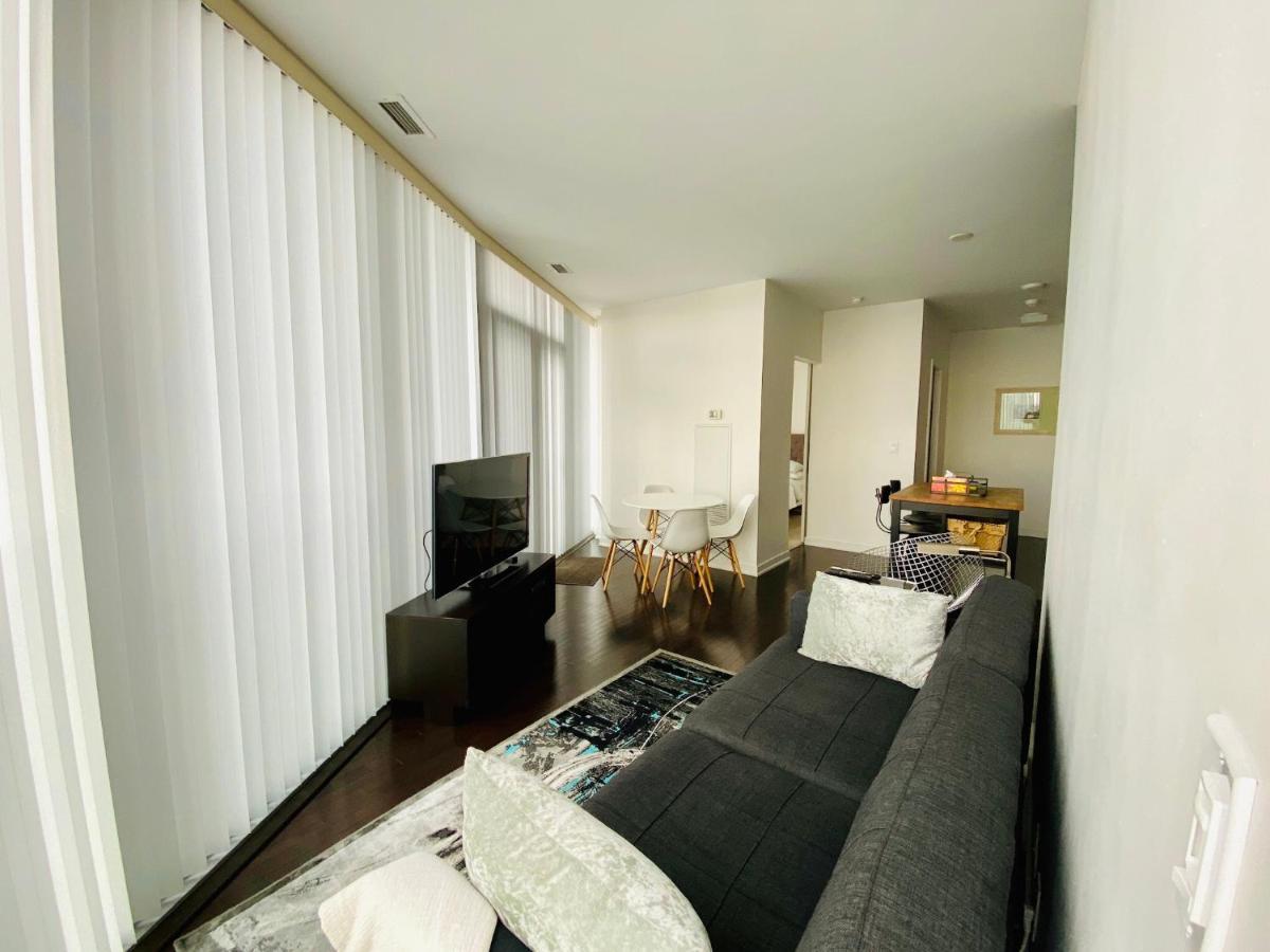 Corporate Suite Торонто Экстерьер фото