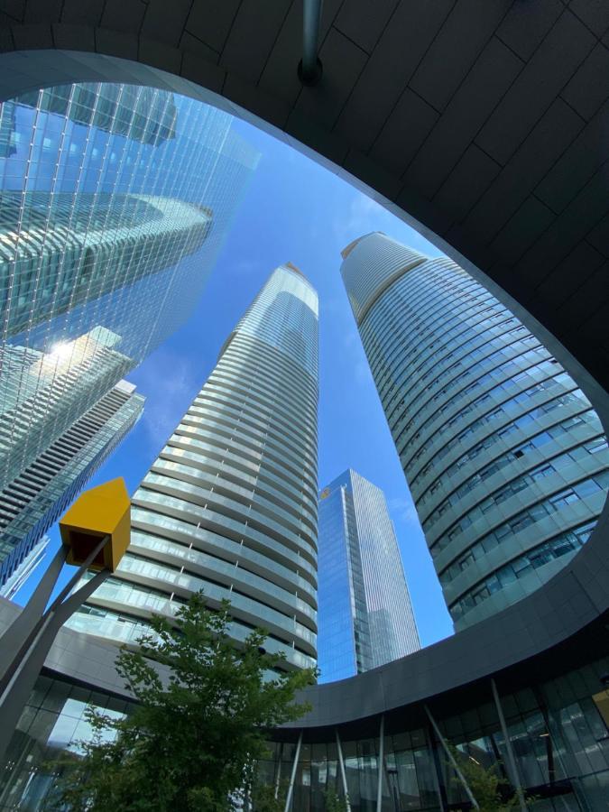 Corporate Suite Торонто Экстерьер фото