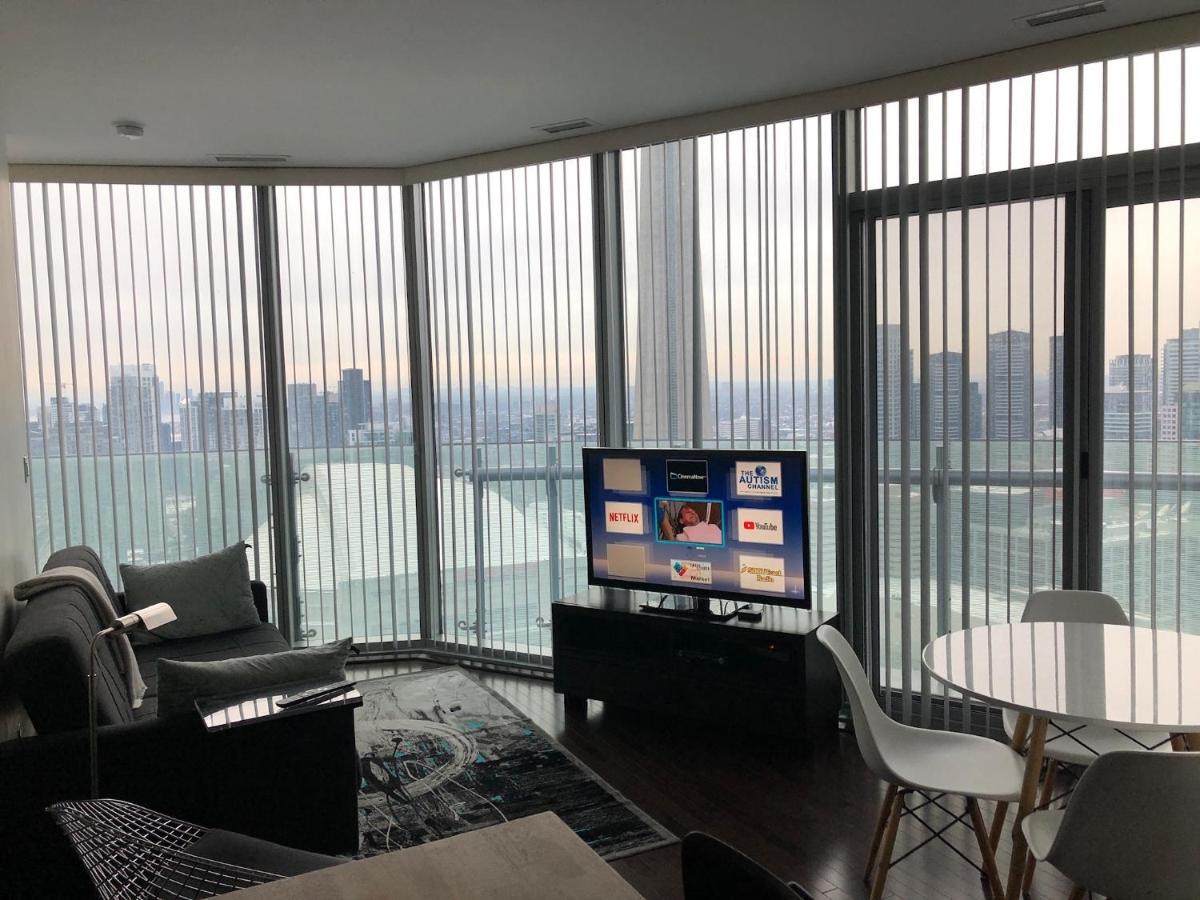 Corporate Suite Торонто Экстерьер фото